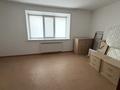 2-бөлмелі пәтер · 60 м² · 1/9 қабат, ул. Жамбыла 80, бағасы: 140 000 〒 в Петропавловске — фото 3