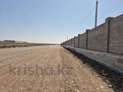 Промбаза · 100 соток, Пригородная 90 — За Роял Петрол рядом Бакад за 190 млн 〒 в Ельтае