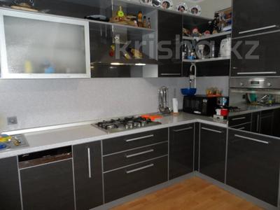 5-бөлмелі пәтер · 180.9 м² · 2/5 қабат, Юрия Гагарина 9, бағасы: 70 млн 〒 в Костанае