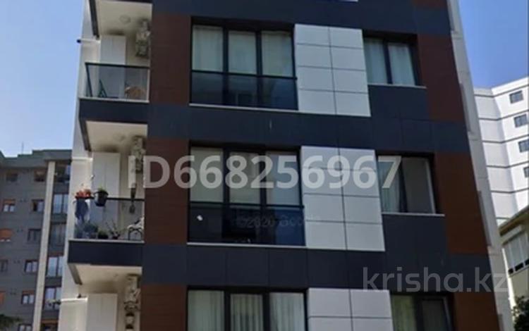 3-комнатная квартира, 70 м², 3/7 этаж, Atilay 16 за 100 млн 〒 в Стамбуле — фото 2