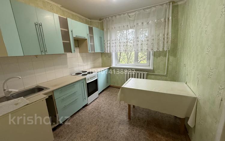 2-комнатная квартира · 54 м² · 3/5 этаж, мкр Юго-Восток, Мкр Степной 1 42 за 23 млн ₸ в Караганде, Казыбек би р-н — фото 2