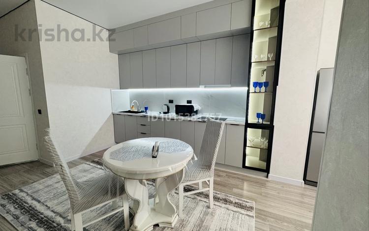 1-бөлмелі пәтер · 46 м² · 5/7 қабат, 20-ш/а. 16, бағасы: 170 000 ₸ в Актау, 20-й мкр — фото 2