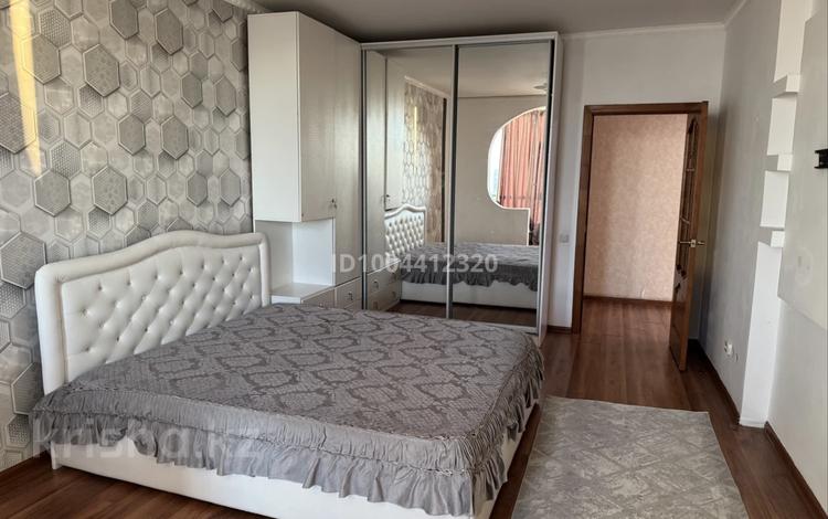 3-комнатная квартира · 130 м² · 18/25 этаж, мкр 11 112а за 40 млн ₸ в Актобе — фото 35