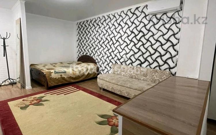1-комнатная квартира · 48 м² · 4/7 этаж, 4-й мкр, 22-й мкр 30 — 8-микрорайон за 6 000 ₸ в Актау — фото 3