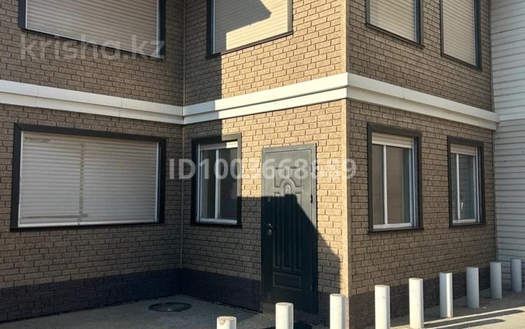 Свободное назначение, офисы, салоны красоты, студии · 35 м² за 150 000 〒 в Павлодаре — фото 2