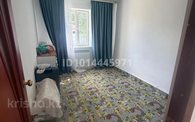 2-комнатная квартира · 70 м² · 1 этаж, мкр Старый Аэропорт 43 — Алаш Евразейский за 130 000 ₸ в Уральске — фото 2