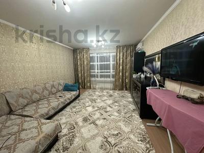 2-комнатная квартира, 64 м², 6/9 этаж, мкр Аккент 22 за 30 млн 〒 в Алматы, Алатауский р-н