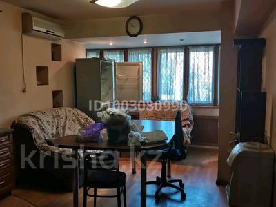 3-комнатная квартира · 97 м² · 2/5 этаж, Пушкина 26 — Макатаева за 350 000 ₸ в Алматы, Медеуский р-н