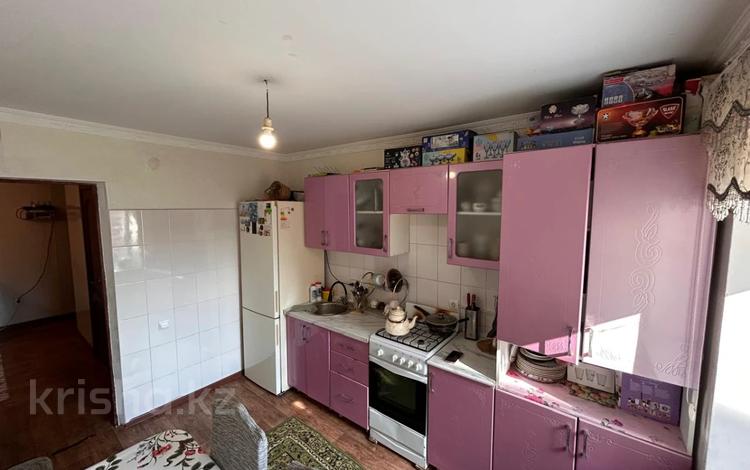 2-бөлмелі пәтер · 67 м² · 8/9 қабат, Нұр Ақтөбе, Нур Актобе 2 микрорайон, бағасы: 17 млн ₸ — фото 2