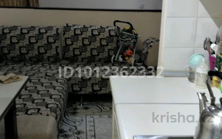 1-бөлмелі пәтер · 27 м² · 1/3 қабат, Кв-л Шыгыс-2 160, бағасы: 7 млн ₸ в Актау, 18-й мкр  — фото 3