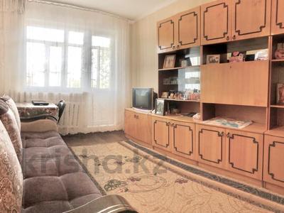 2-комнатная квартира, 44 м², 2/5 этаж, Майкудук, Восток-2 за 13.6 млн 〒 в Караганде, Алихана Бокейханова р-н