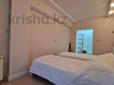 3-комнатная квартира · 135 м² · 3/13 этаж, мкр Алмагуль, Аль-Фараби 95 за 139.2 млн ₸ в Алматы, Бостандыкский р-н