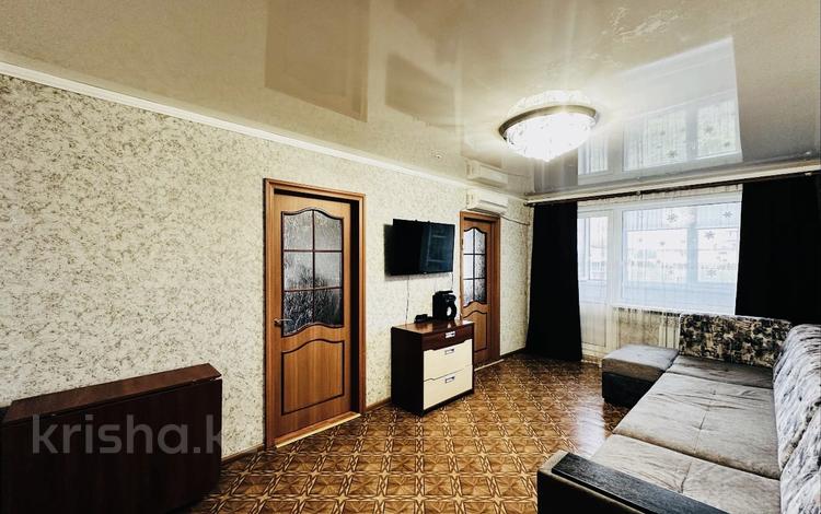 4-бөлмелі пәтер · 63 м² · 5/5 қабат, Абая 66, бағасы: 10.2 млн ₸ в Шахтинске — фото 2