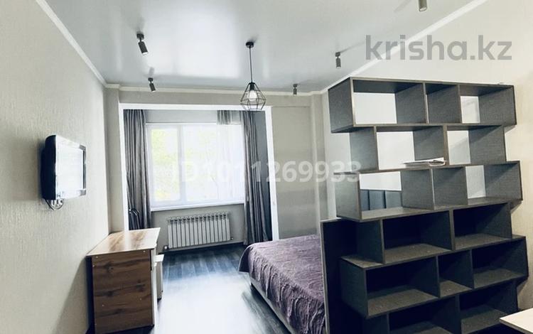 1-комнатная квартира · 33 м² · 2/10 этаж, Карасай батыра 326 — Карасай батыра за 250 000 〒 в Алматы, Алмалинский р-н — фото 2