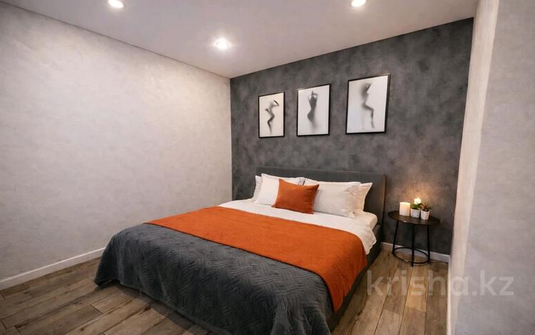 2-комнатная квартира · 45 м² · 7/10 этаж, мкр Юго-Восток, Ашимова 21/5 — Центр бокса Сапиева, тенниснвй центр, областной суд, прокуратура, Арен за 25 000 ₸ в Караганде, Казыбек би р-н — фото 2