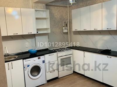 2-бөлмелі пәтер · 74 м² · 3/8 қабат, Микрорайон Алтын Ауыл 23, бағасы: 230 000 ₸ в Каскелене