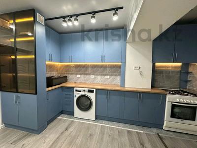 2-комнатная квартира · 58 м² · 2/5 этаж, мкр Жетысу-4 — Момышулы Абая за 51 млн 〒 в Алматы, Ауэзовский р-н