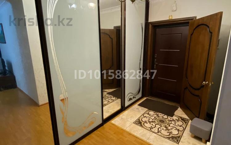 4-комнатная квартира · 102 м² · 3/15 этаж, Иманбаева за 48 млн ₸ в Астане, р-н Байконур — фото 2