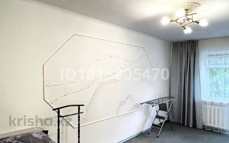 1-бөлмелі пәтер · 34 м² · 5/5 қабат, Казбек би 103 — Центральный гастроном, бағасы: 17 млн ₸ в Таразе — фото 2