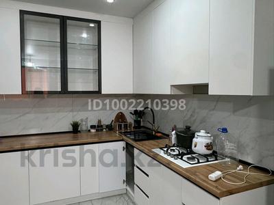 1-комнатная квартира · 72 м² · 4/5 этаж, мкр. Алтын орда 20 — Мангелек ел за 14 000 〒 в Актобе