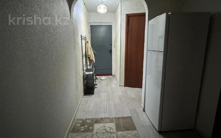 3-комнатная квартира, 55 м², 5/5 этаж помесячно, Самал за 140 000 〒 в Талдыкоргане, мкр Самал — фото 2