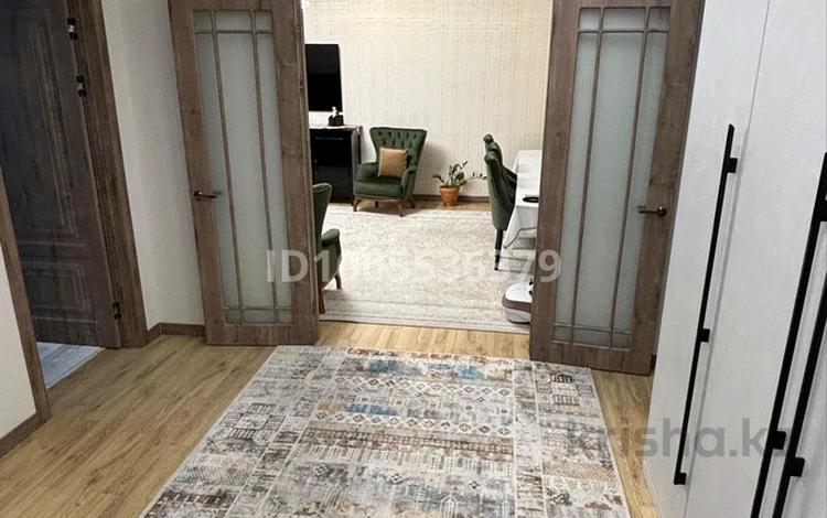 4-комнатная квартира · 123 м² · 2/10 этаж, мкр Юго-Восток, Дюсембекова — Караганда Арена за 80 млн 〒 в Казыбек би р-н — фото 2