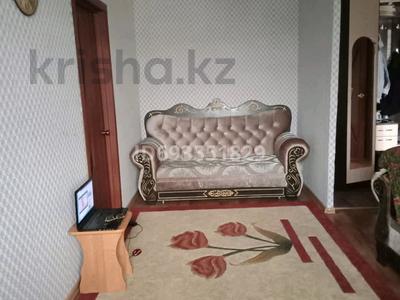 3-бөлмелі пәтер · 50 м² · 3/5 қабат, Маметова 12 — ТД Достык, бағасы: 12 млн ₸ в Аксу