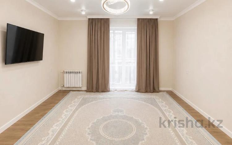 3-бөлмелі пәтер · 100.2 м² · 8/9 қабат, Самал, бағасы: 32 млн ₸ в Уральске — фото 2