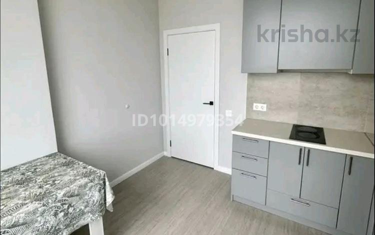 1-комнатная квартира · 38 м² · 12/12 этаж, Нажимеденова Шамши Калдаяков — 23а за 240 000 ₸ в Астане, Сарайшык р-н — фото 2