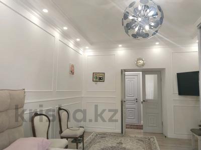 3-бөлмелі пәтер · 73 м² · 2/4 қабат, Толеби би 73 — Наурызбай Батыра, бағасы: ~ 66.9 млн ₸ в Алматы, Алмалинский р-н