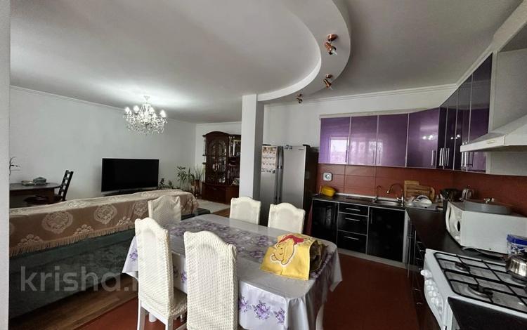 3-комнатная квартира · 90.7 м² · 4/5 этаж, мкр. Алтын орда, Санкибай батыра за 34 млн ₸ в Актобе — фото 2