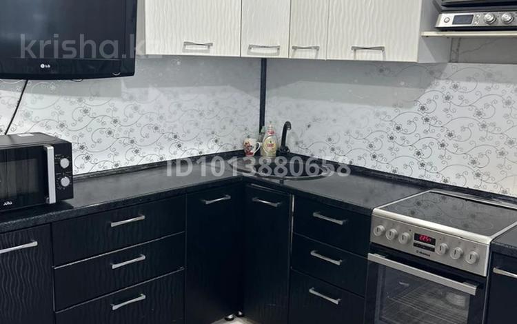 3-бөлмелі пәтер · 65 м² · 2/9 қабат, Ак.Чокина 169/1 — Сарыарка, бағасы: 35 млн ₸ в Павлодаре — фото 15