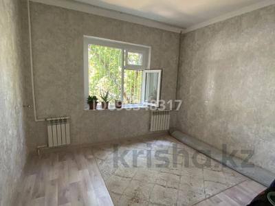 3-комнатная квартира, 60.7 м², 2/5 этаж, Джангельдина 18 за 36 млн 〒 в Шымкенте, Аль-Фарабийский р-н