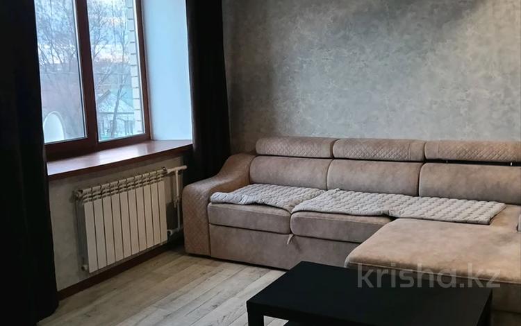 1-комнатная квартира · 56 м² · 2/6 этаж, Толстого 127/2 за 180 000 ₸ в Уральске — фото 2