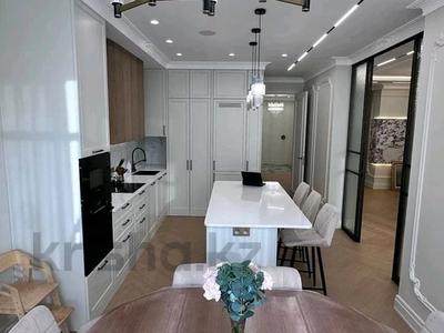 4-комнатная квартира · 175 м² · 12/21 этаж, Сарайшык 2 — Кунаева за 215 млн 〒 в Астане, Есильский р-н