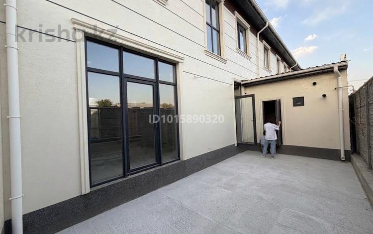 4-бөлмелі пәтер · 130 м², Камратова 170в, бағасы: 35.5 млн ₸ в Таразе — фото 3