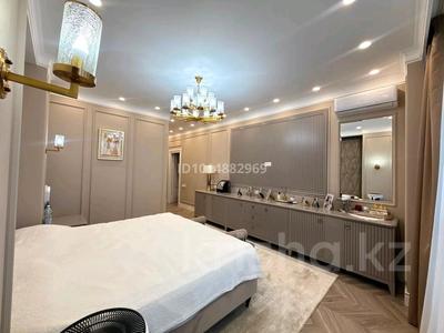 6-бөлмелі пәтер · 266 м² · 2/7 қабат, Яблочный 7, бағасы: 150 млн ₸ в Атырау