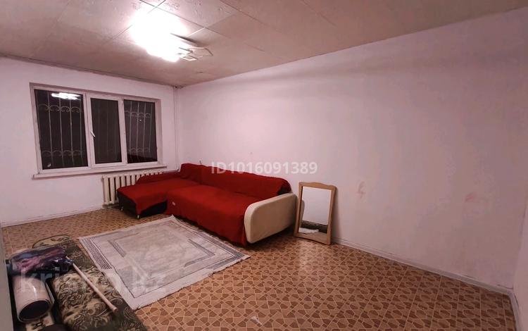 2-комнатная квартира · 43 м² · 1/5 этаж, 1 мкр 18 за 100 000 ₸ в Есик — фото 2