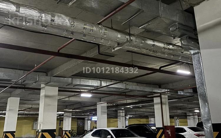 Паркинг · Кошкарбаева 32/1 за 15 000 ₸ в Астане, Алматы р-н — фото 2