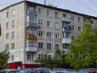 2-комнатная квартира · 55 м² · 4/5 этаж, Пришахтинск, 23й микрорайон 38 за 110 000 〒 в Караганде, Алихана Бокейханова р-н