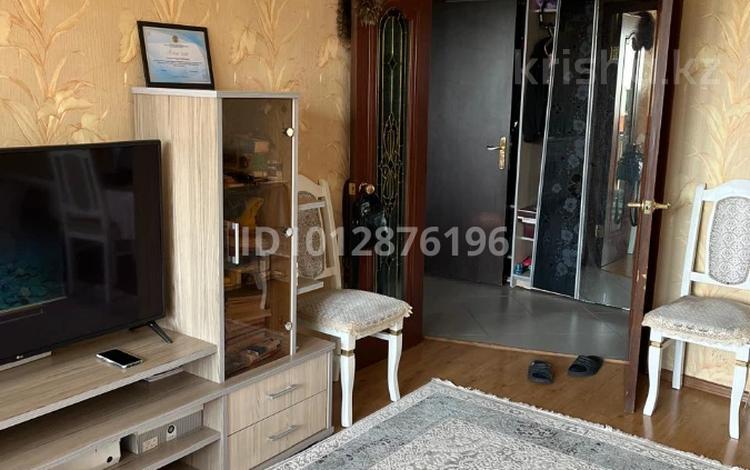 3-бөлмелі пәтер · 64 м² · 8/9 қабат, мкр Юго-Восток, Гапеев көшесі 35, бағасы: 25.5 млн ₸ в Караганде, Казыбек би р-н — фото 2