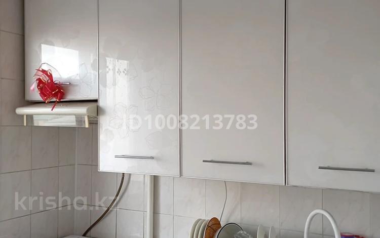 4-бөлмелі пәтер · 64 м² · 3/5 қабат, Проспект.Абулхаир хана дом.22., бағасы: 19 млн ₸ в Актобе — фото 2