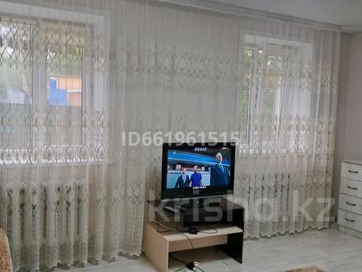 1-комнатная квартира · 32 м² · 1/2 этаж, Сакена Сейфуллина 29 за 15 000 ₸ в Бурабае