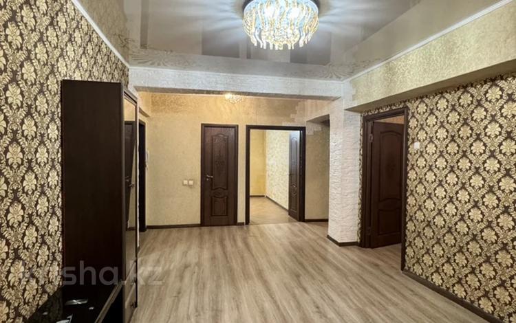 4-комнатная квартира · 92.9 м² · 1/5 этаж, Жарокова за 77 млн ₸ в Алматы, Бостандыкский р-н — фото 3