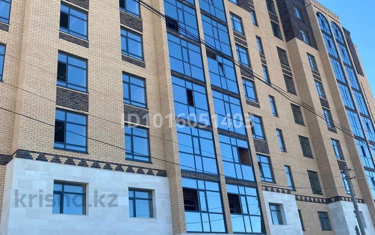 3-бөлмелі пәтер · 76.2 м² · 7/9 қабат, Еркина Аульбекова 53, бағасы: 30 млн ₸ в Щучинске — фото 2