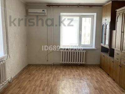 2-комнатная квартира, 48.8 м², 4/5 этаж, Ларина 11 за 11 млн 〒 в Уральске