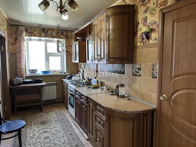 Жеке үй · 4 бөлме · 144 м² · 4 сот., мкр Центральный, Тынышпаева 15 — 18 школа, бағасы: 250 000 〒 в Атырау