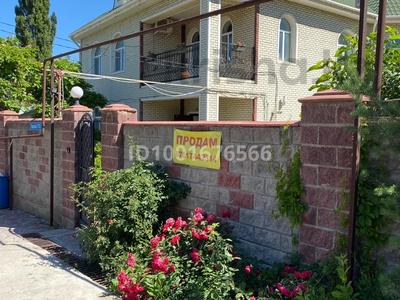 Жеке үй · 6 бөлме · 270 м² · 18.5 сот., Самал 7/3, бағасы: 180 млн ₸ в Кыргауылдах