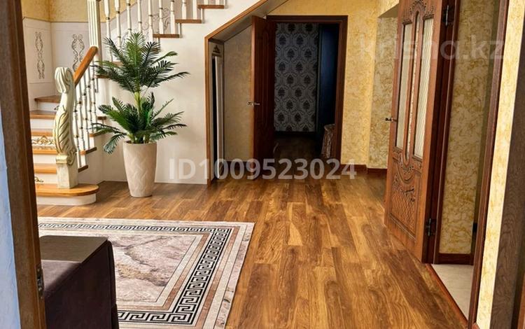 Отдельный дом · 8 комнат · 260 м² · 10 сот., Отеген Батыра бывшая Совхозная 94 — Альжан Ана бывшая Мира за 97 млн 〒 в Шамалгане — фото 26