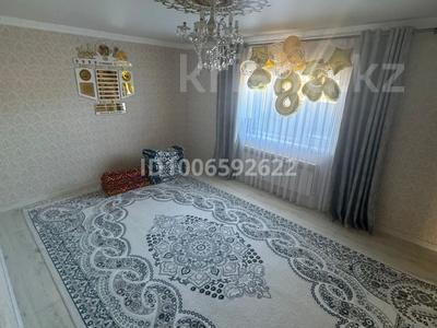 Жеке үй · 3 бөлме · 92 м² · 4.5 сот., Қ.Сатпаев 81е — Акбулак рядом, бағасы: 17 млн ₸ в Актобе, жилой массив Жилянка